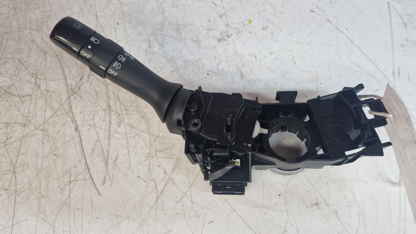 View Auto part Combination Switch Toyota Prius 2008