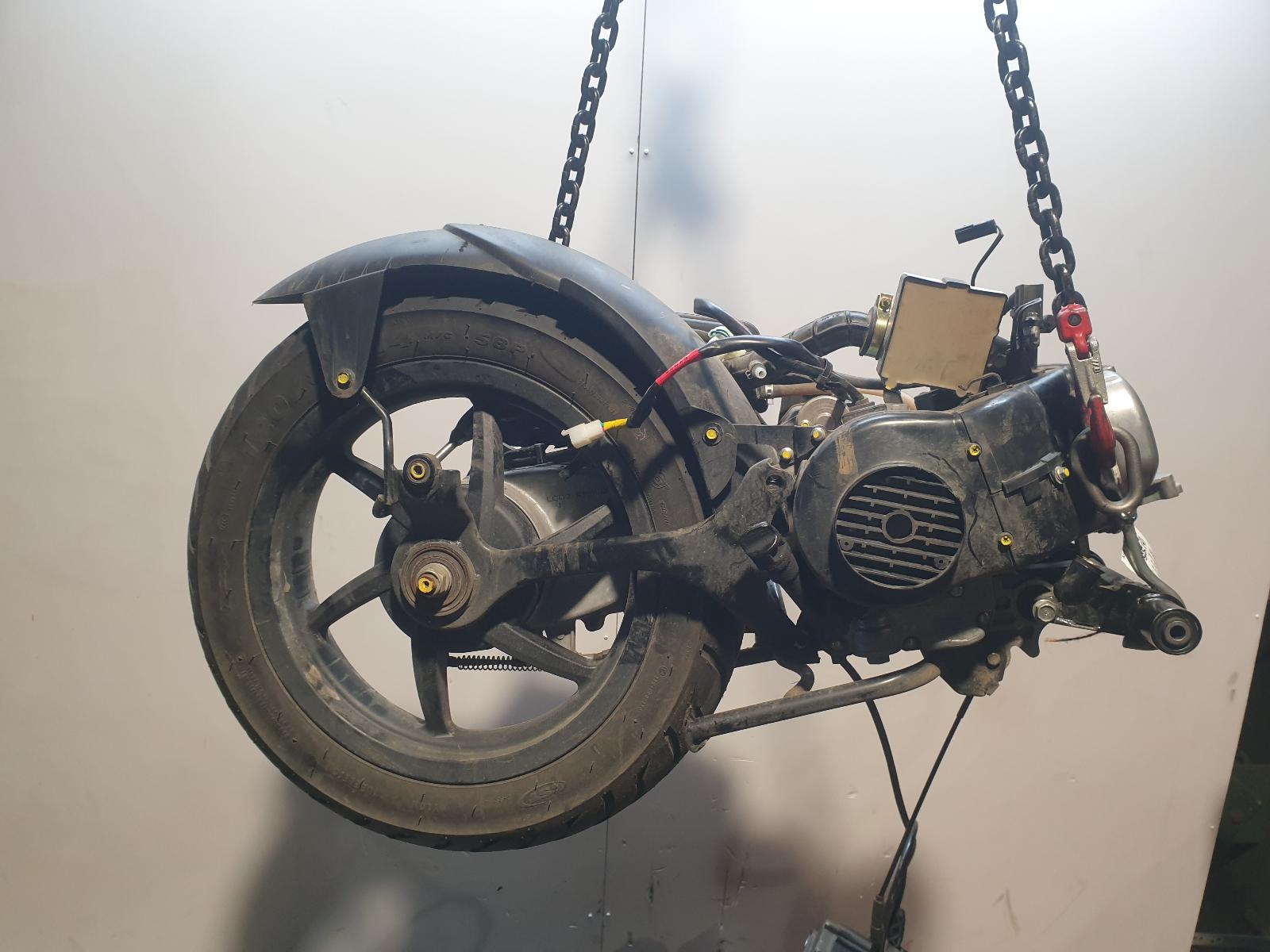 View Auto part Engine Kymco Super 8 50 2025