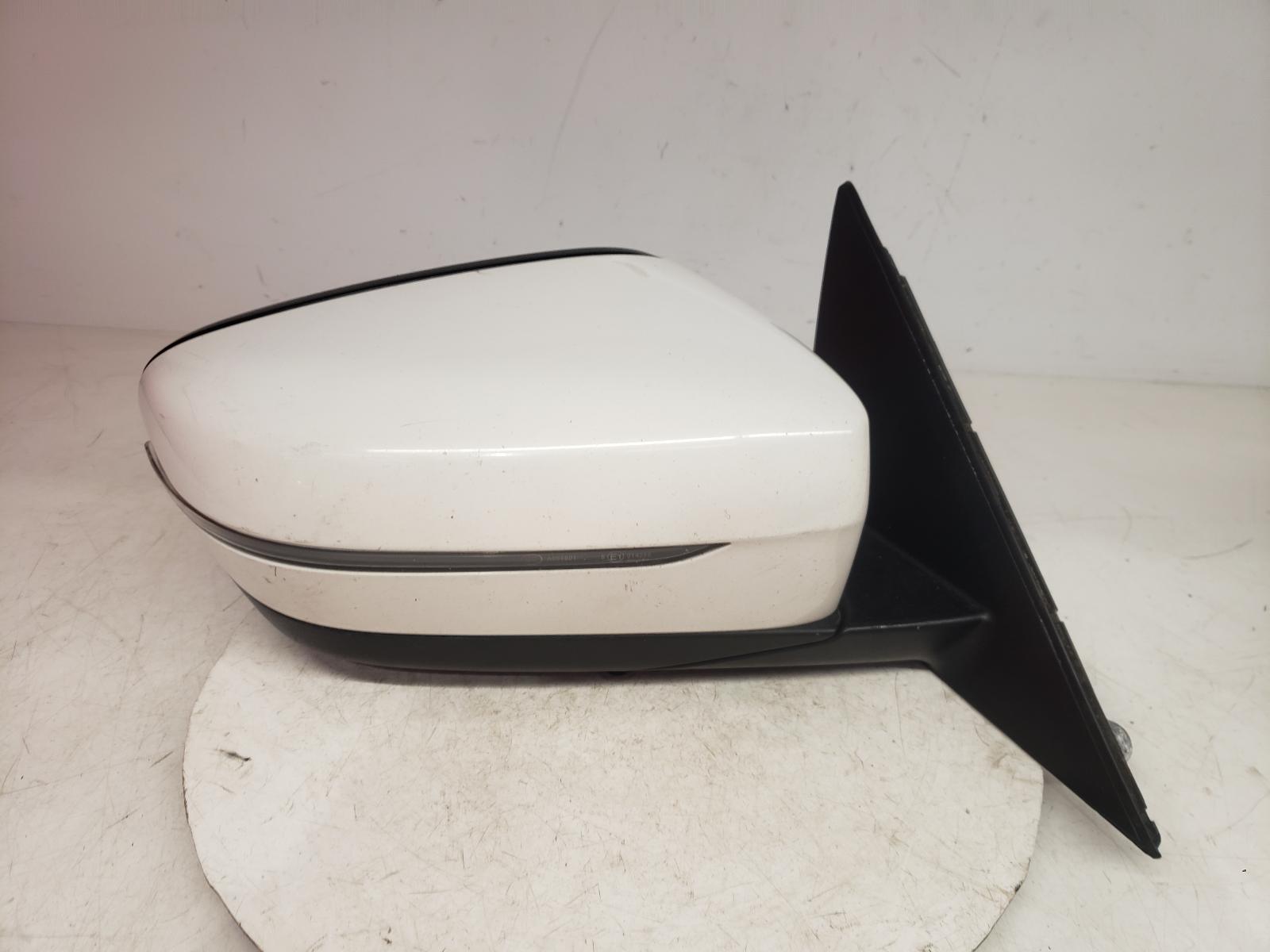 View Auto part R Door Mirror Bmw 5 Series 2020