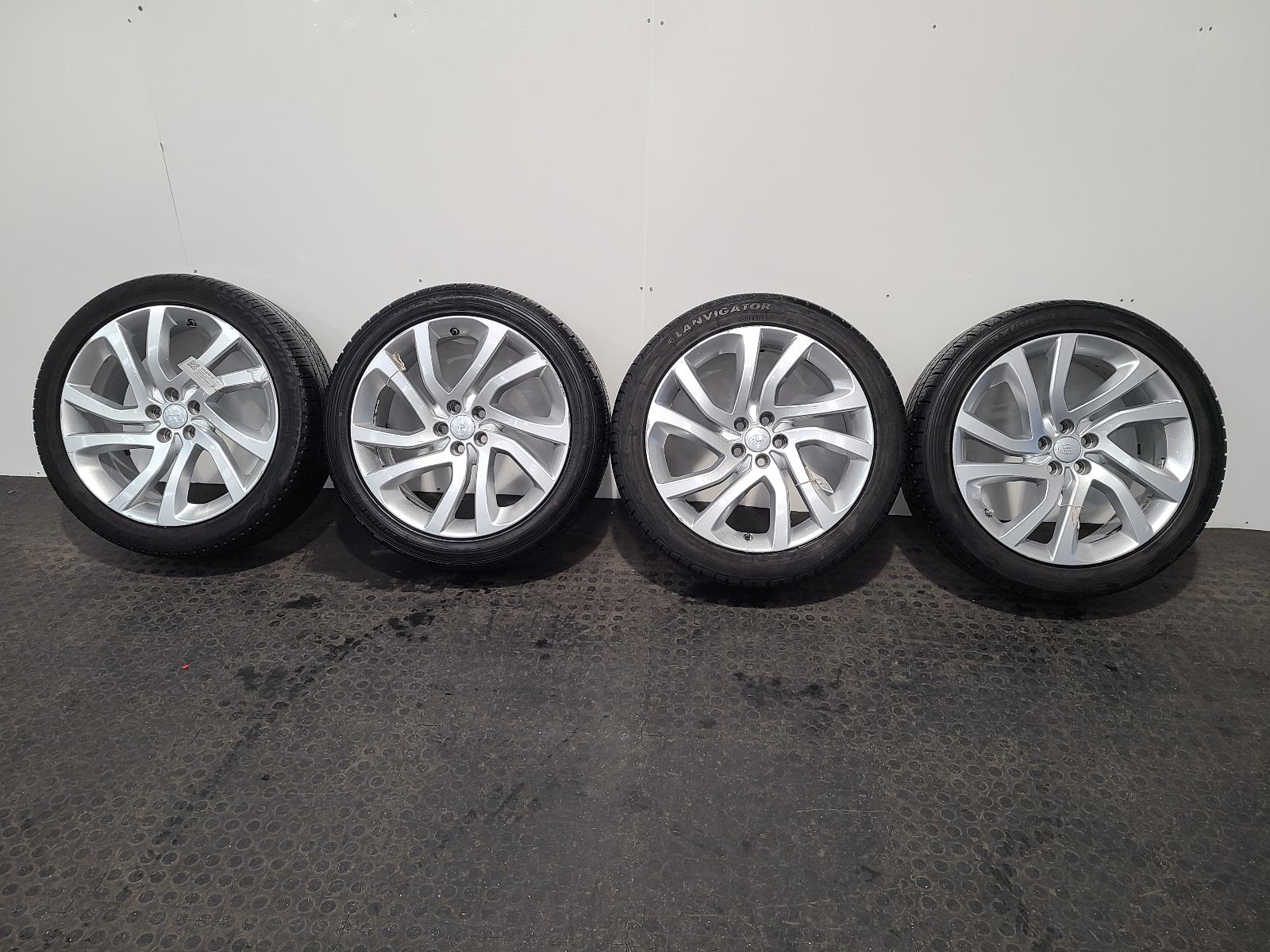 View Auto part Wheel Set Land Rover Discovery Sport 2016