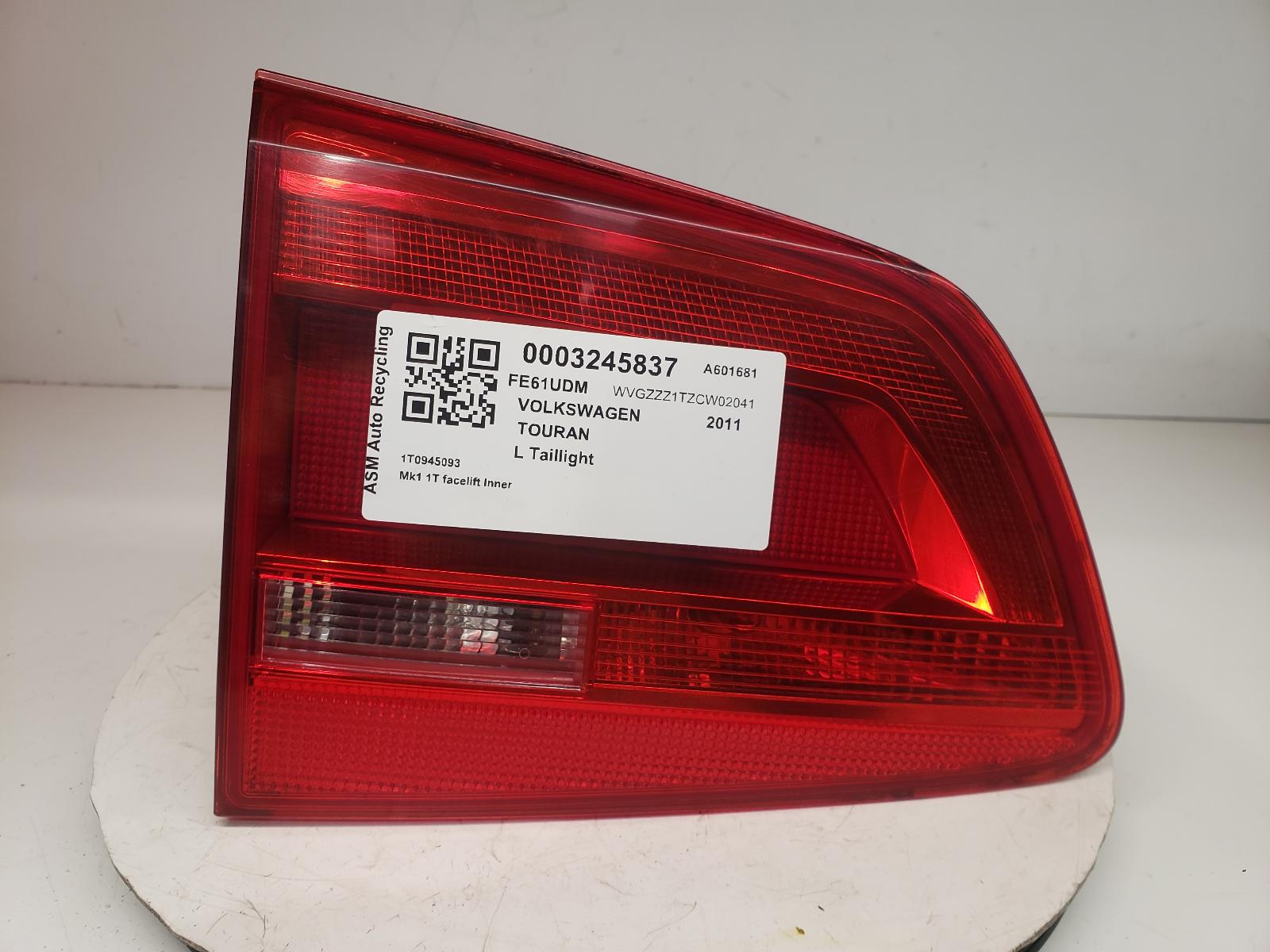 View Auto part L Taillight Volkswagen Touran 2011