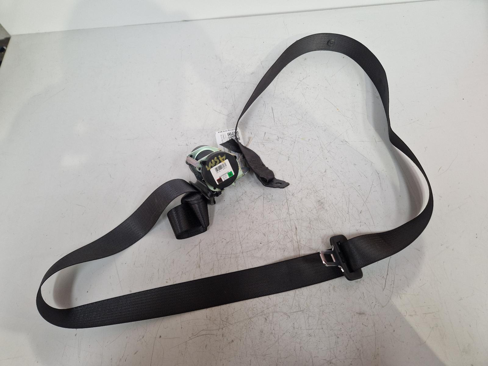 View Auto part Seat Belt Vauxhall Zafira 2014