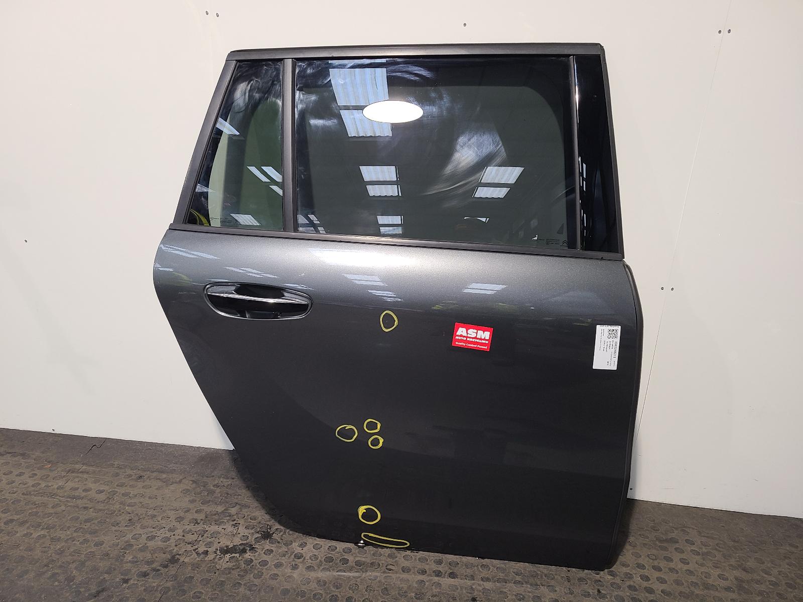 View Auto part R Rear Door Citroen C4 Picasso 2015