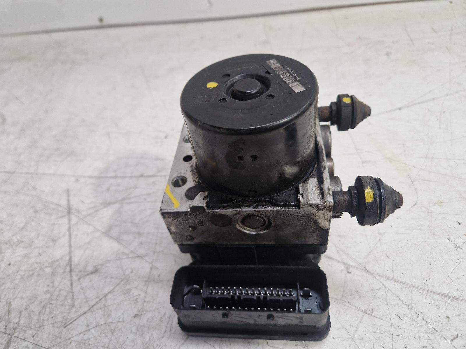 View Auto part ABS Pump/Modulator Honda Insight 2011
