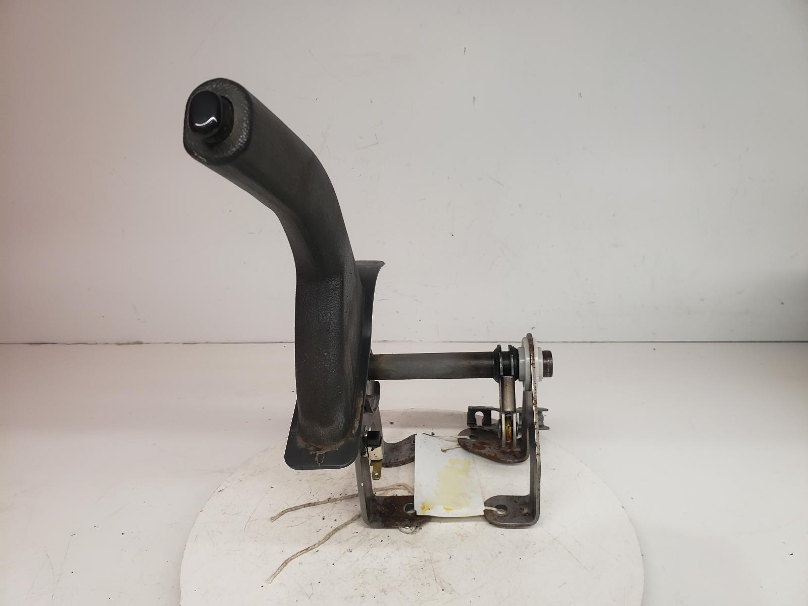 View Auto part Handbrake Lever/Button/Assembly Kia Ceed 2014