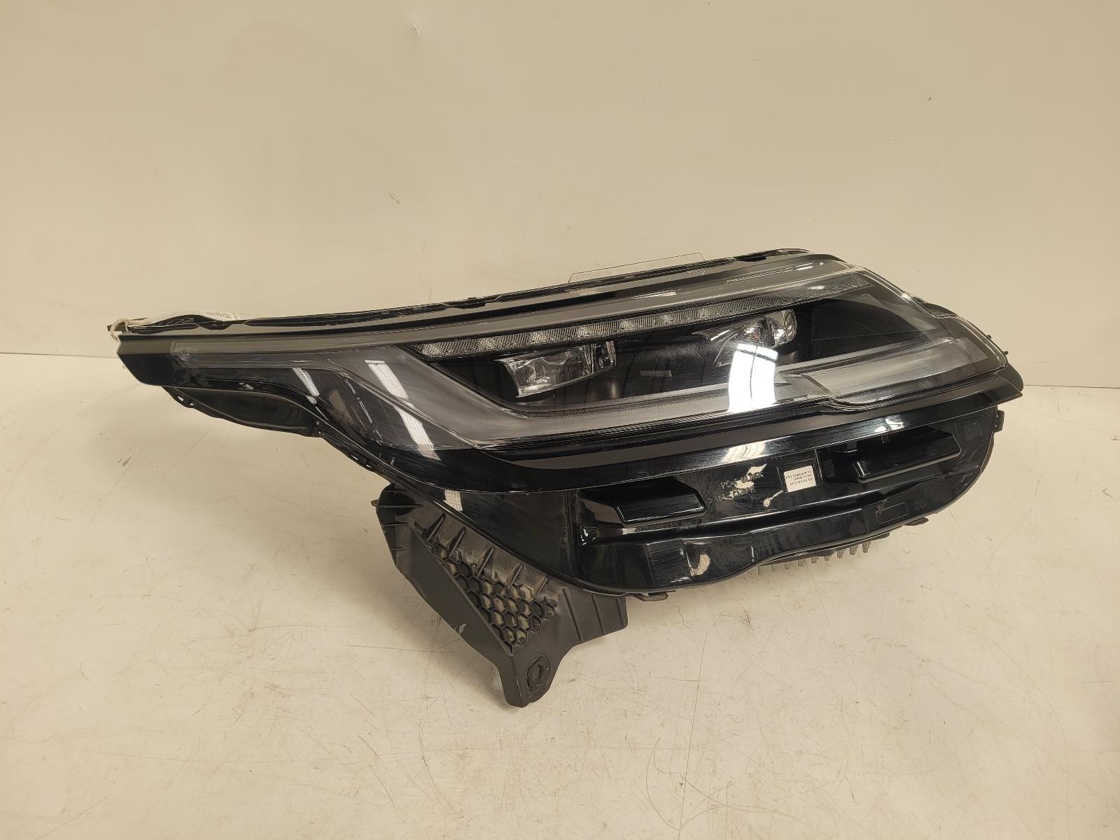 View Auto part R Headlamp Land Rover Range Rover Velar 2023
