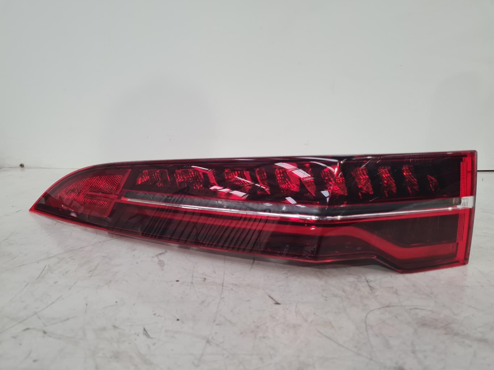 View Auto part L Taillight Jaguar I-pace 2022