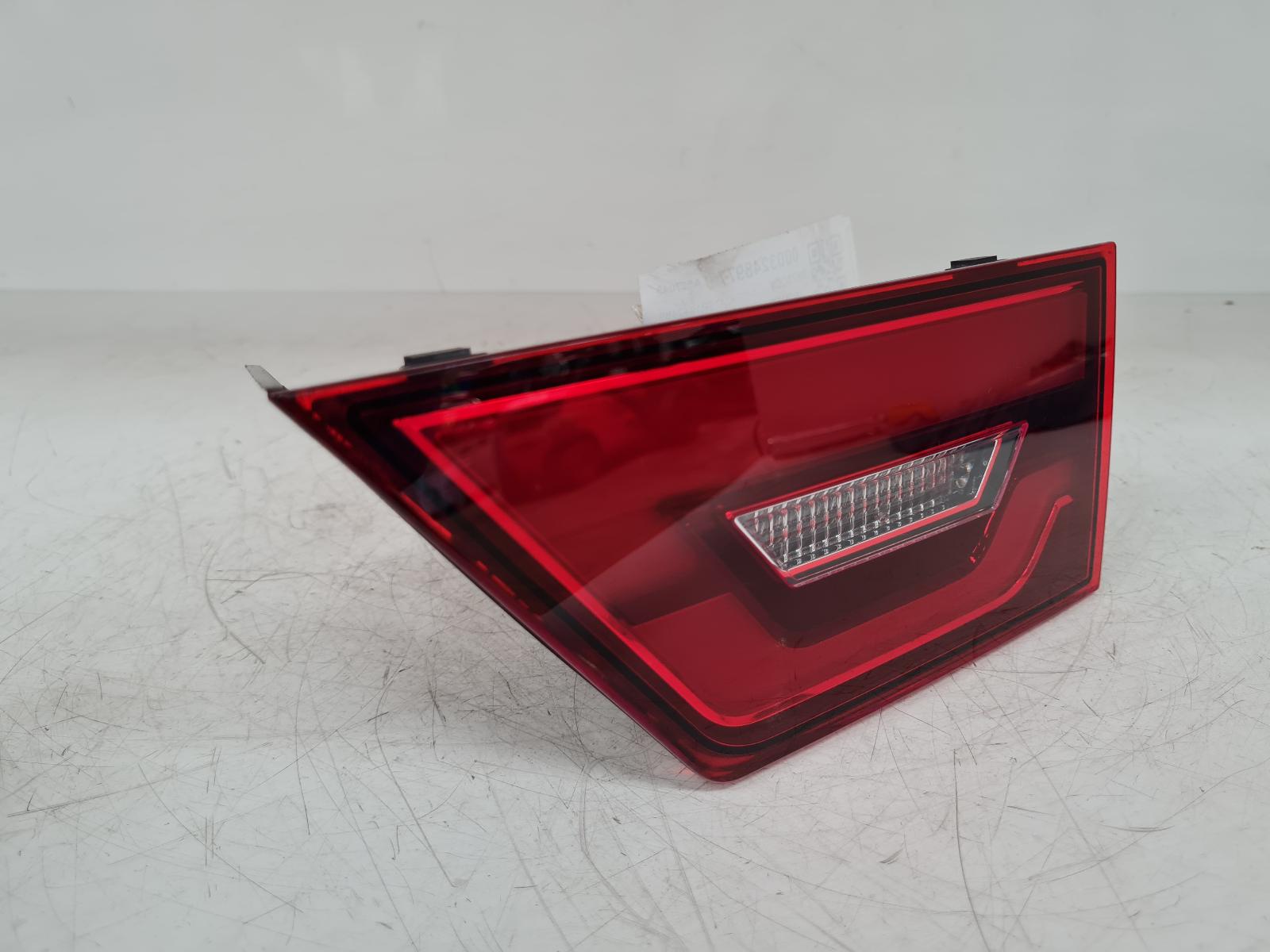 View Auto part R Taillight Jaguar E Pace 2023