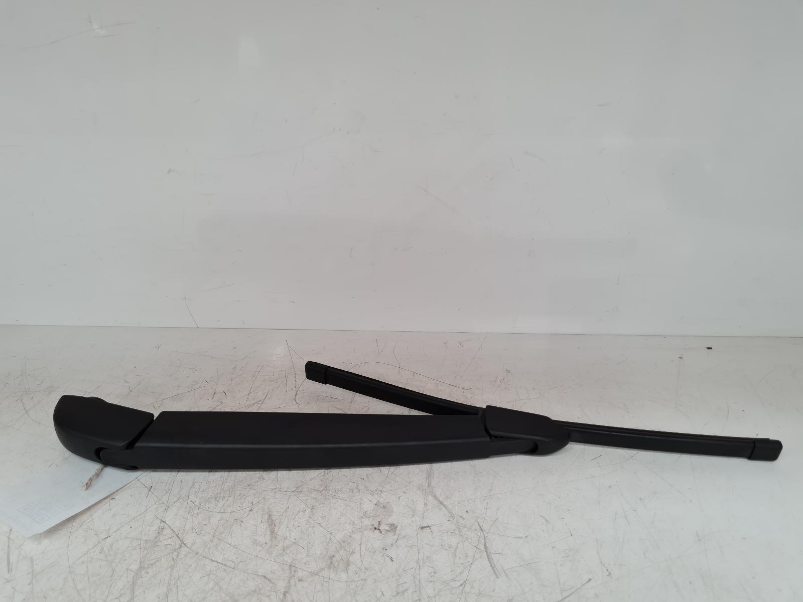 View Auto part Wiper Arm Jaguar E Pace 2023
