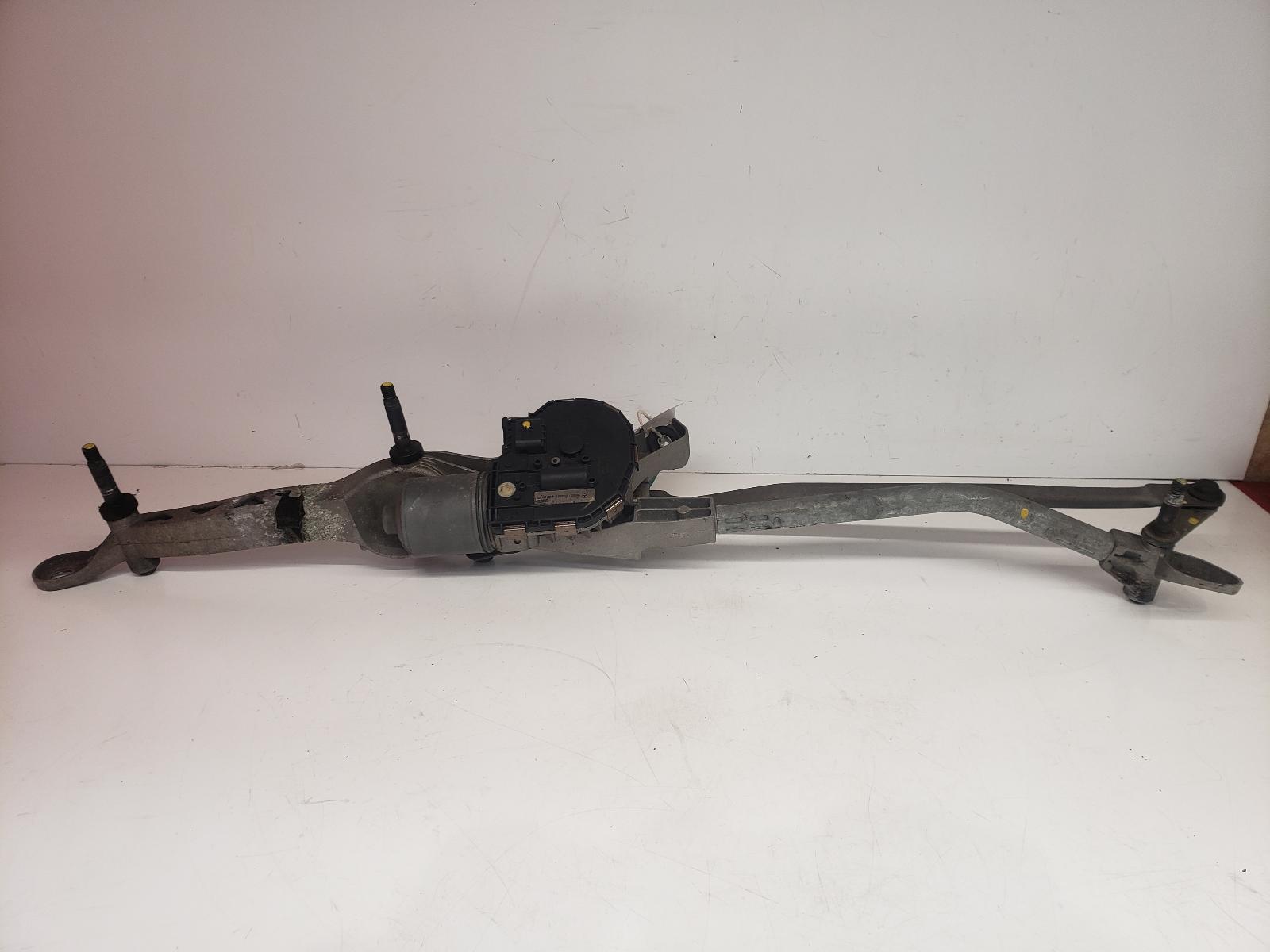 View Auto part Wiper Motor Front Mercedes E Class 2010