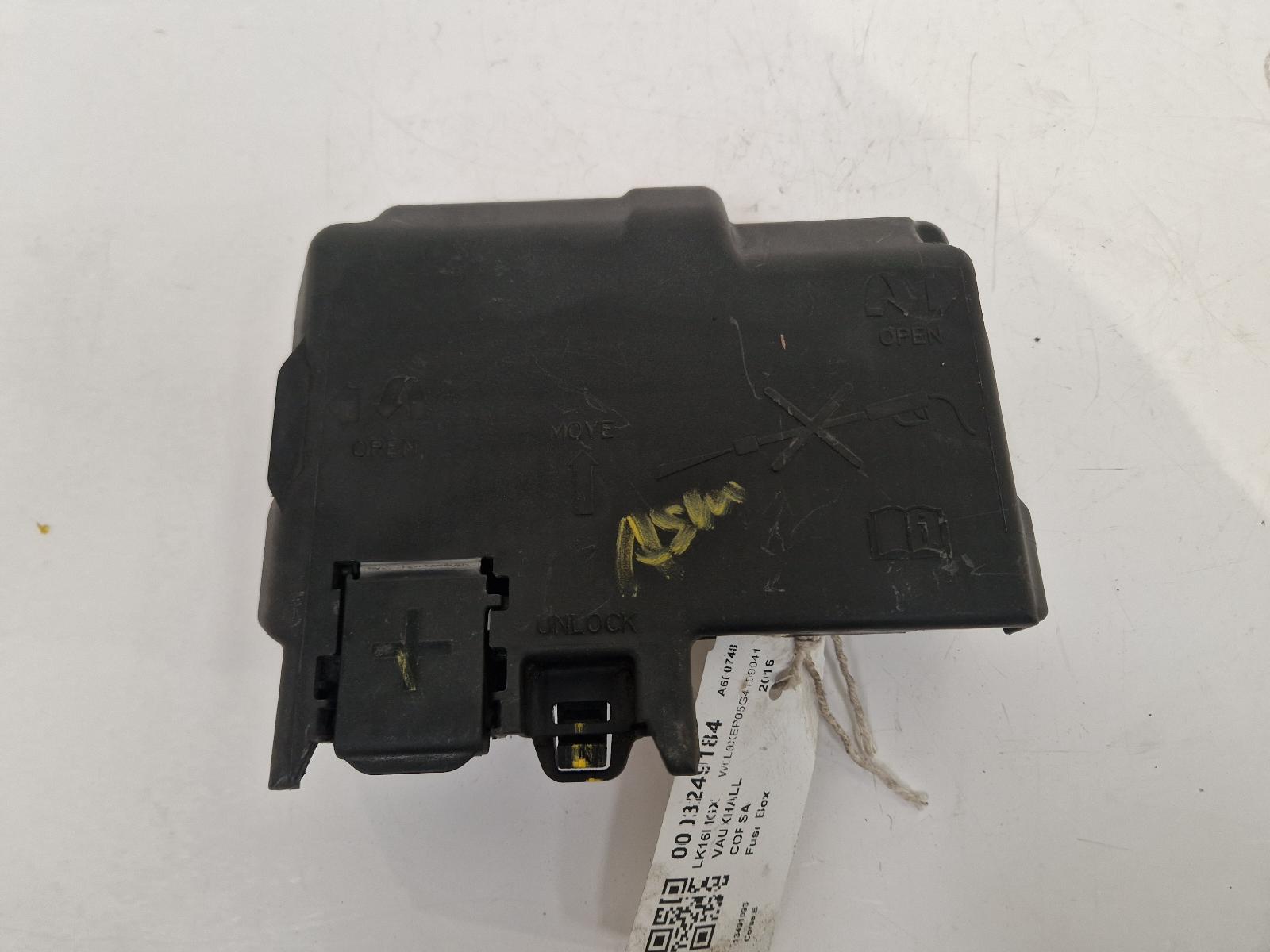View Auto part Fuse Box Vauxhall Corsa 2016