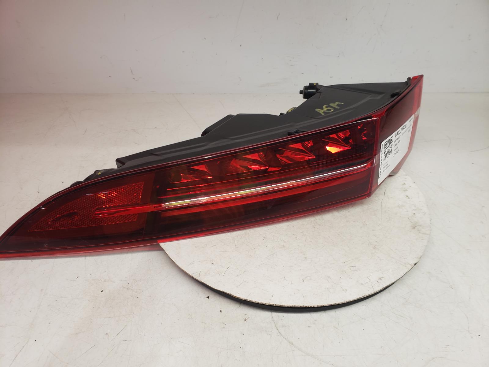 View Auto part L Taillight Jaguar I-pace 2025