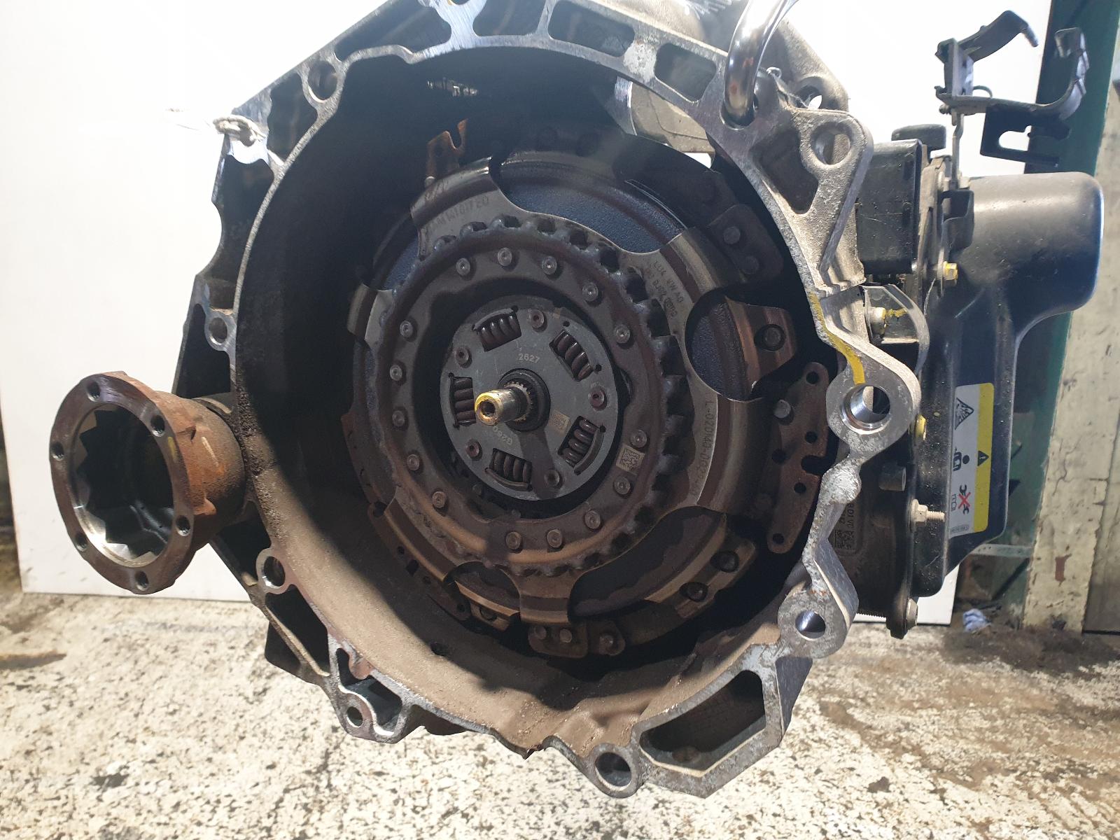 View Auto part Gearbox Seat Leon 2021