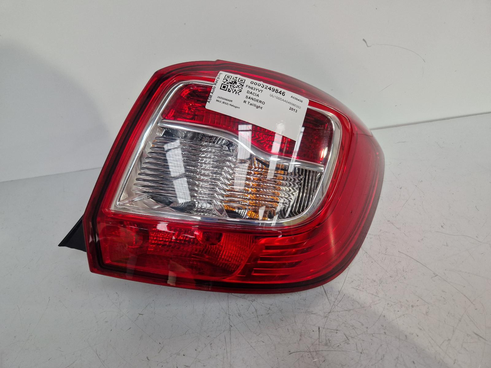 View Auto part R Taillight Dacia Sandero 2013