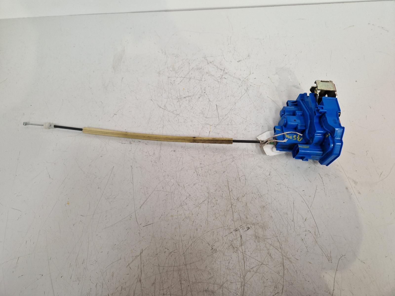 View Auto part Door Lock Assembly Fiat 500l 2014