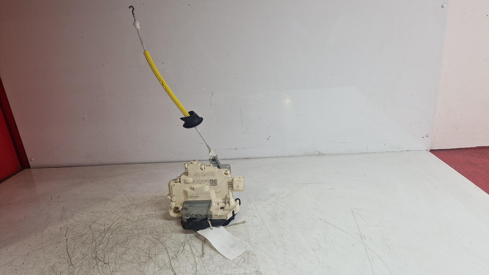 View Auto part Door Lock Assembly Audi A3 2010