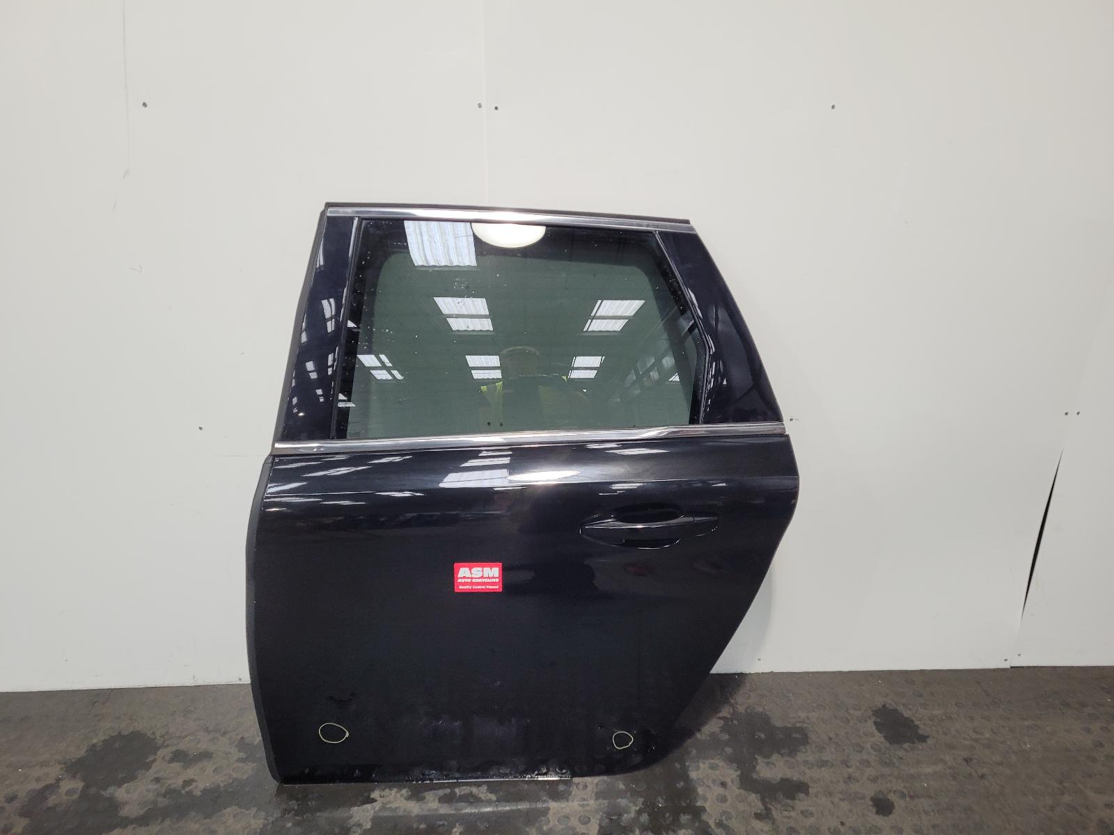 View Auto part L Rear Door Peugeot 308 2020