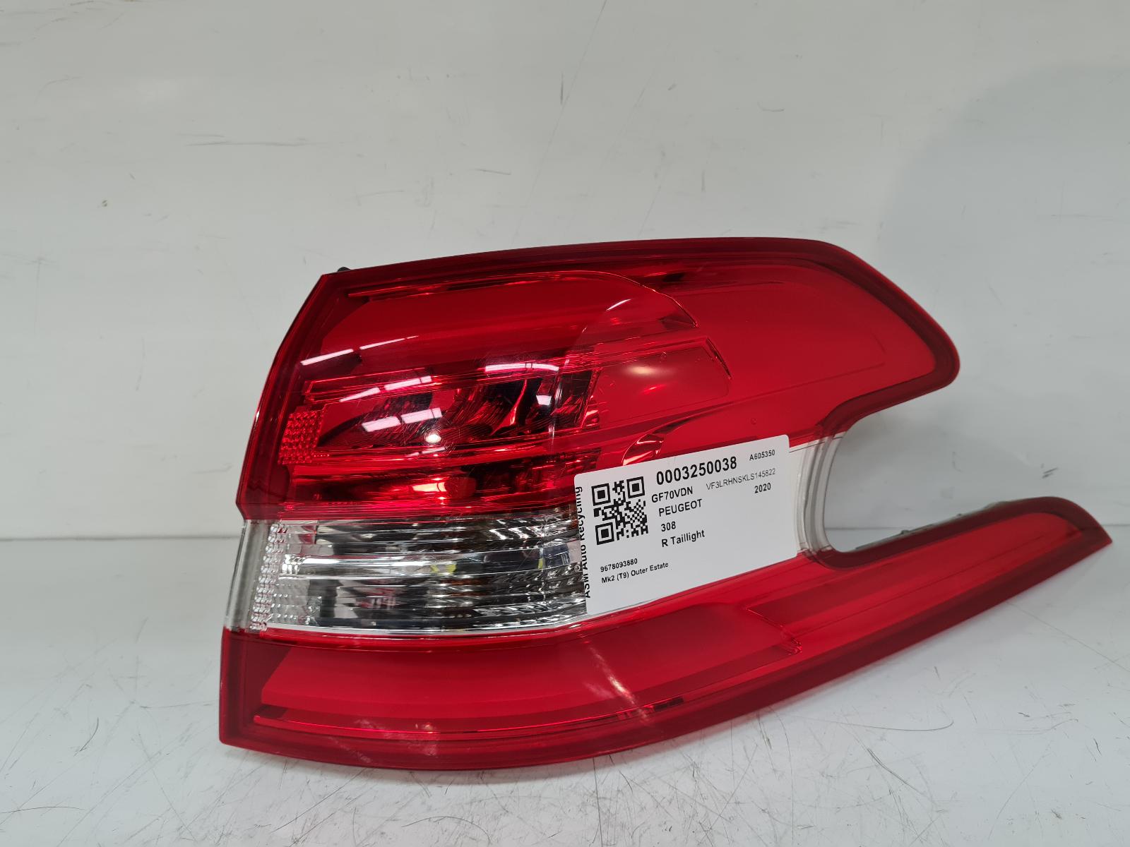 View Auto part R Taillight Peugeot 308 2020
