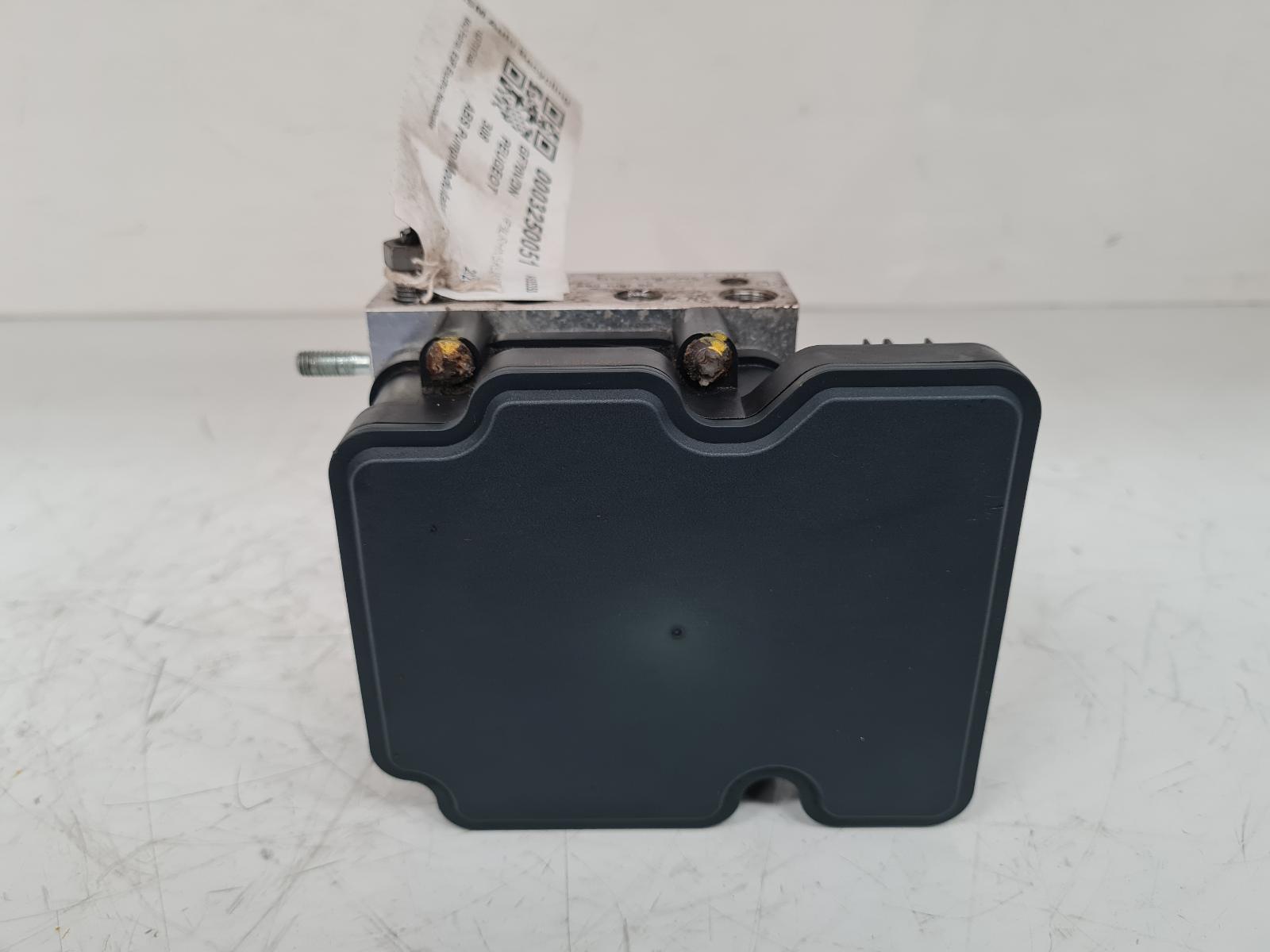 View Auto part ABS Pump/Modulator Peugeot 308 2020
