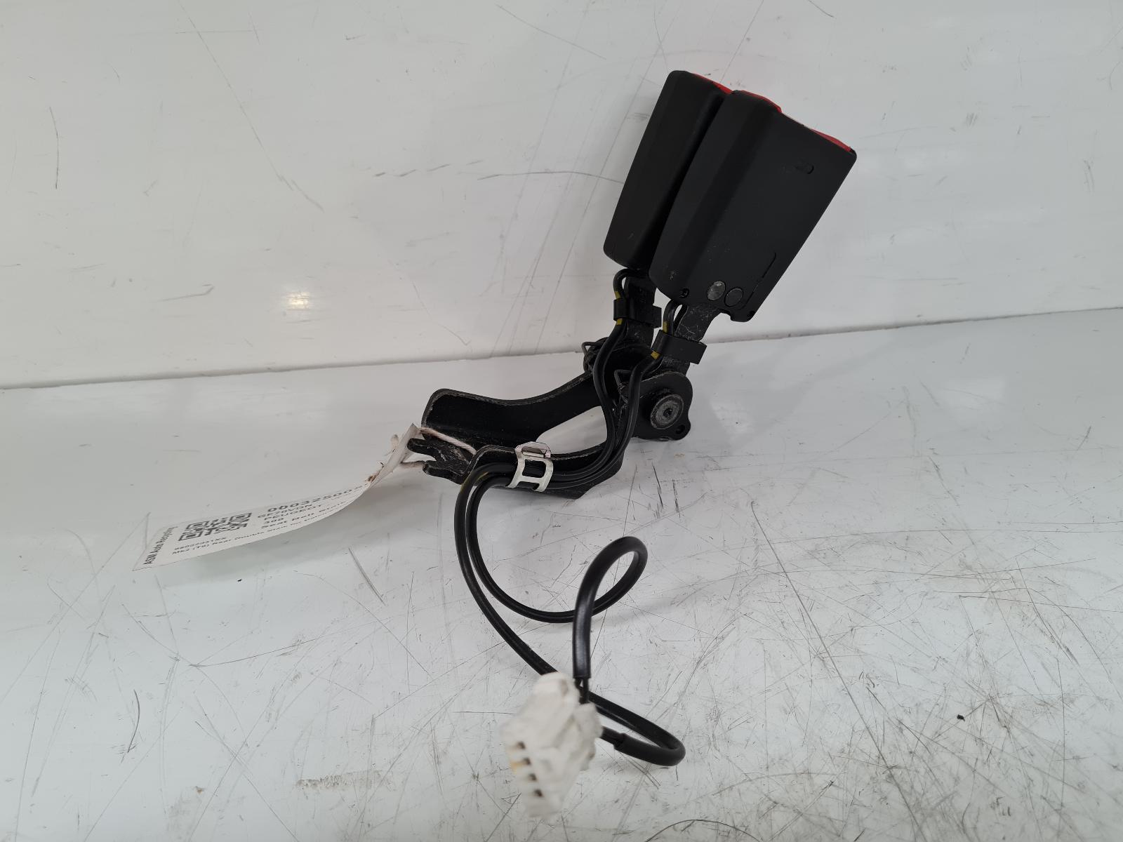 View Auto part Seat Belt Peugeot 308 2020