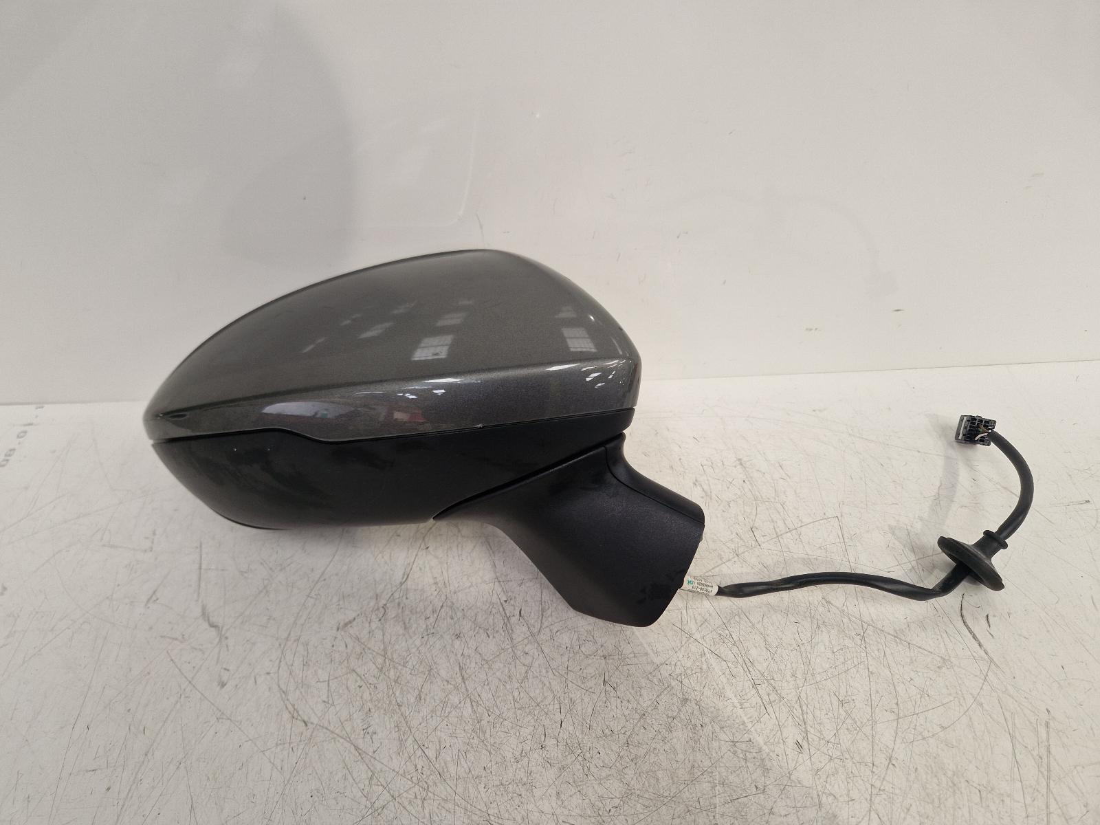 View Auto part R Door Mirror Vauxhall Astra 2019