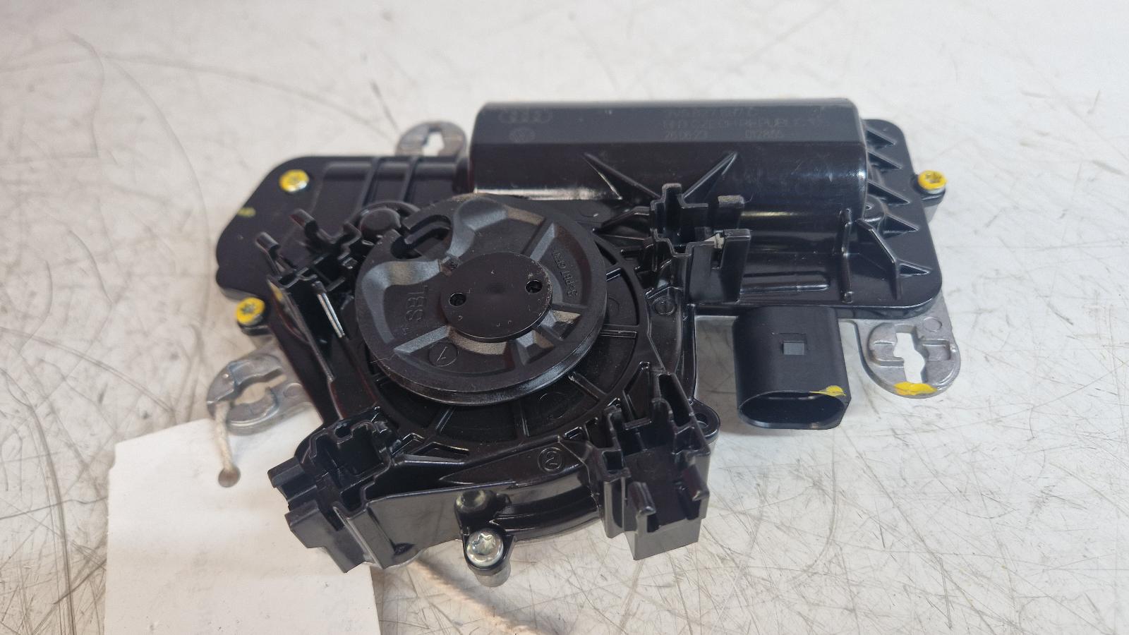 View Auto part Bootlid/Tailgate Lock Skoda Superb 2024