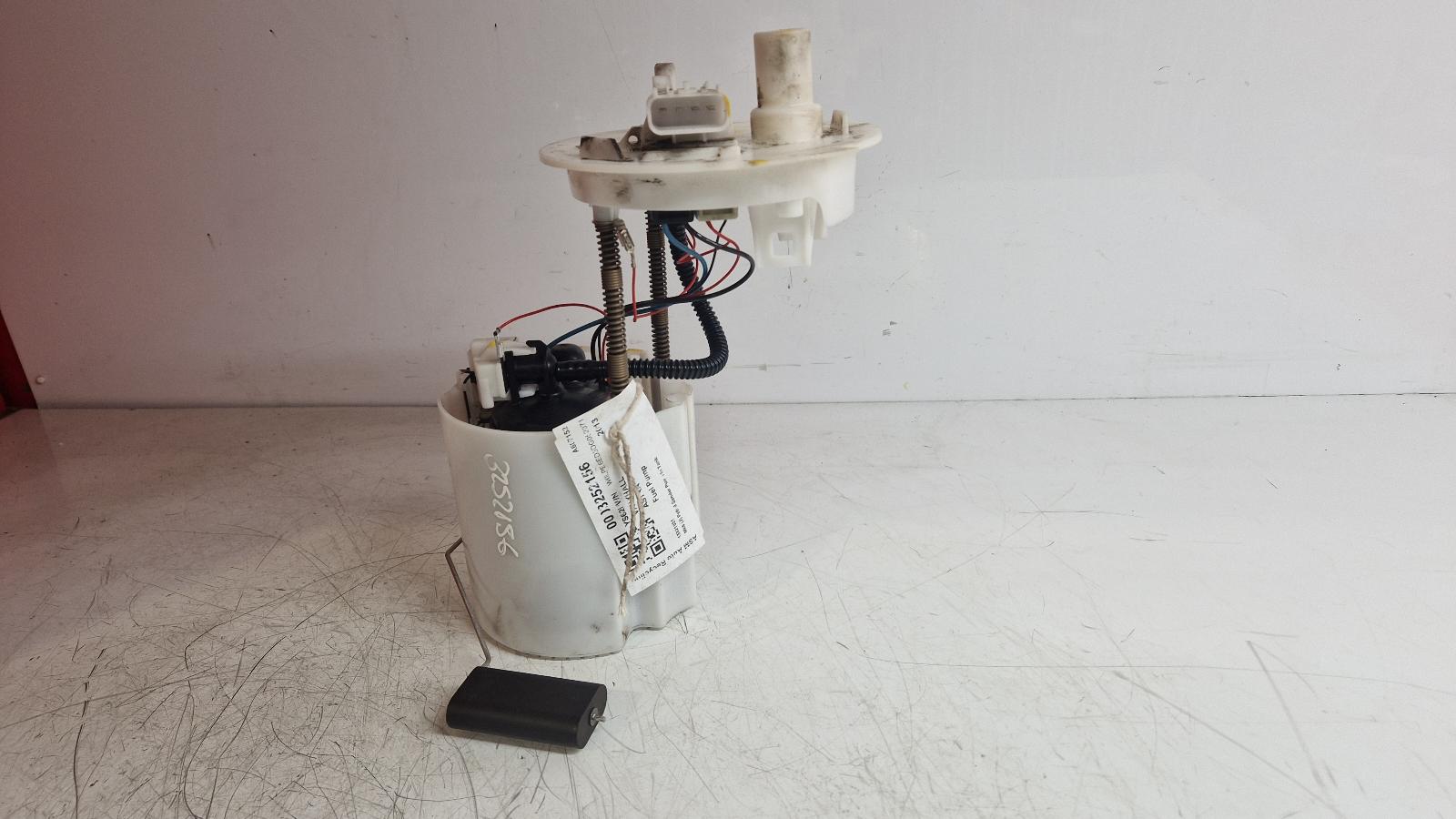 View Auto part Fuel Pump Vauxhall Astra 2013