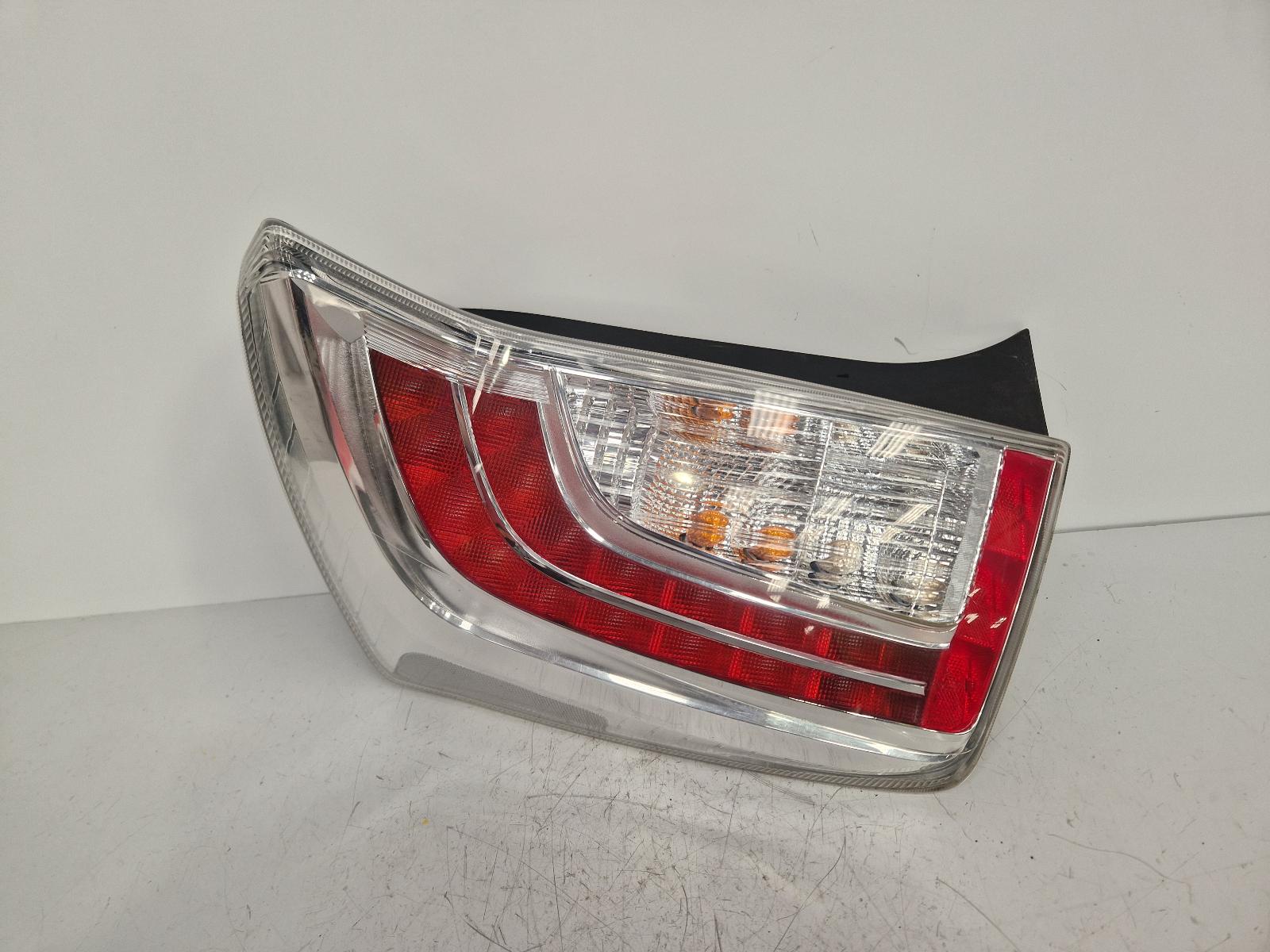 View Auto part L Taillight Toyota Prius 2015