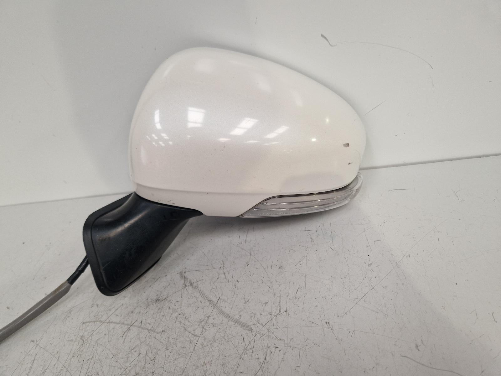 View Auto part L Door Mirror Toyota Prius 2015