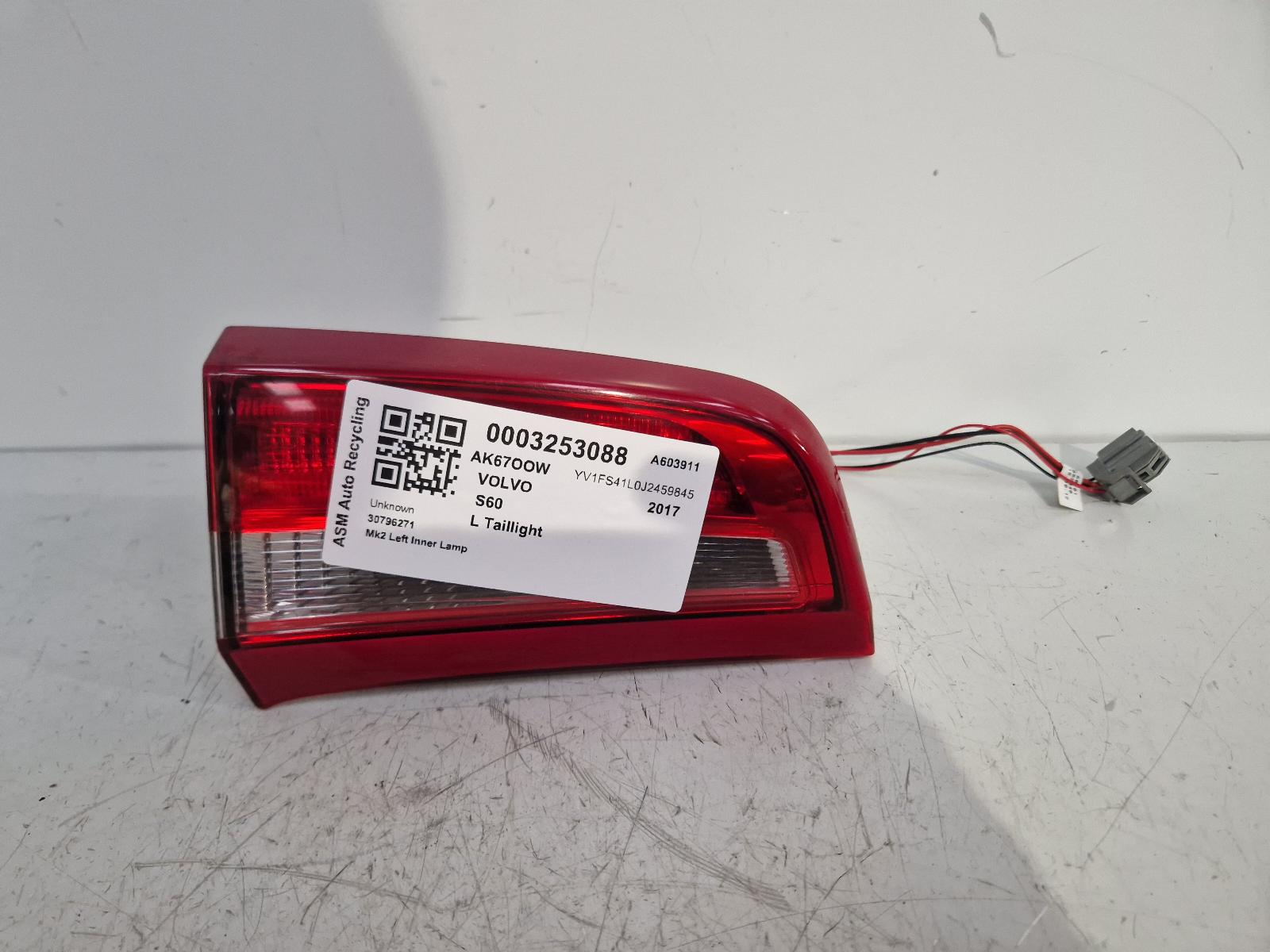 View Auto part L Taillight Volvo S60 2017