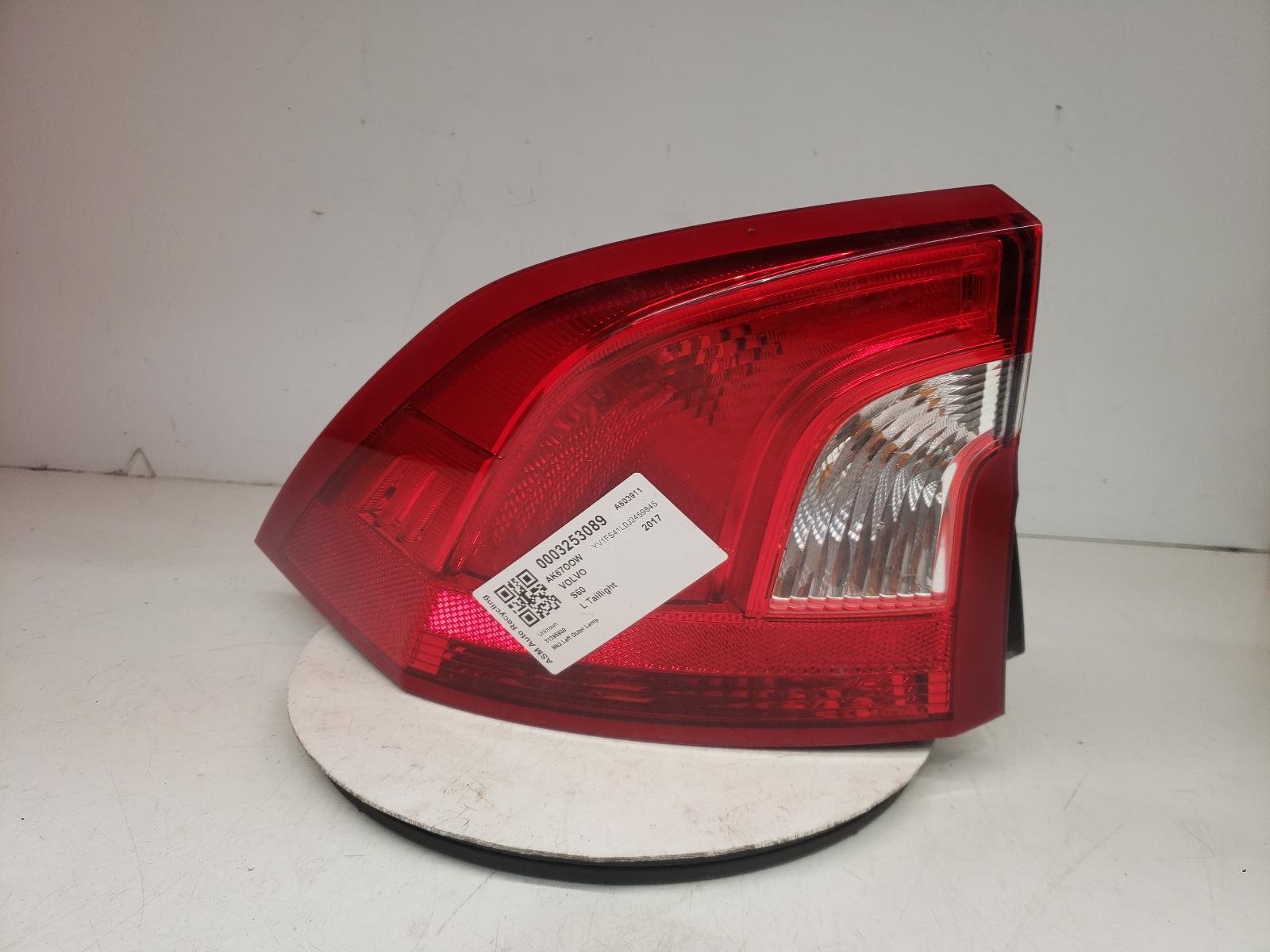 View Auto part L Taillight Volvo S60 2017