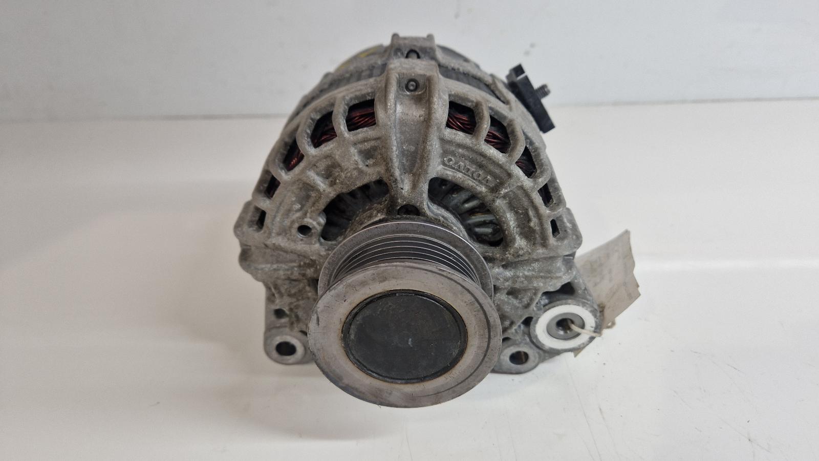 View Auto part Alternator Volvo S60 2017