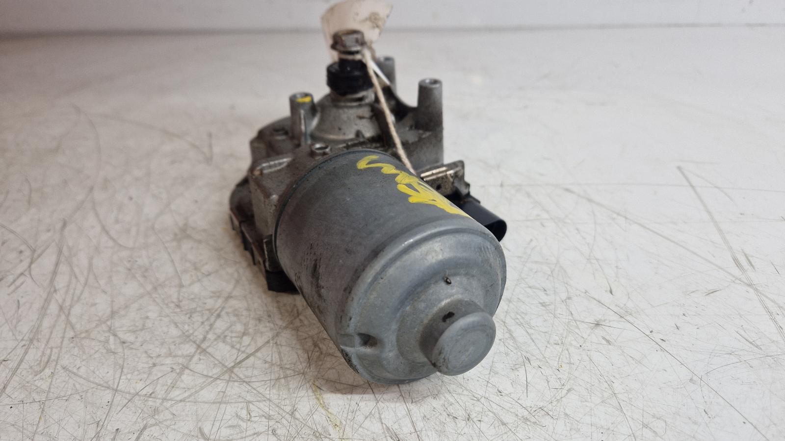 View Auto part Wiper Motor Front Volvo S60 2017