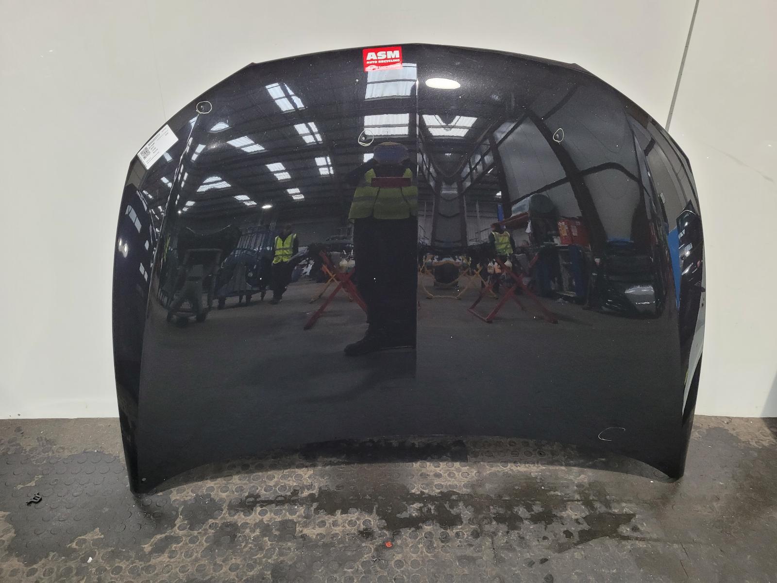 View Auto part Bonnet Seat Leon 2020
