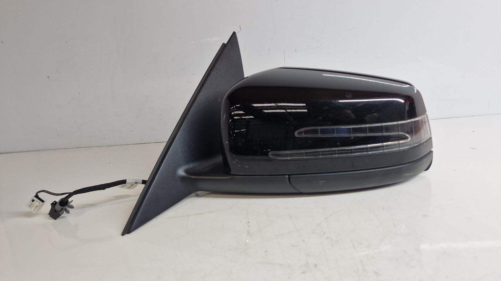 View Auto part L Door Mirror Mercedes C Class 2009