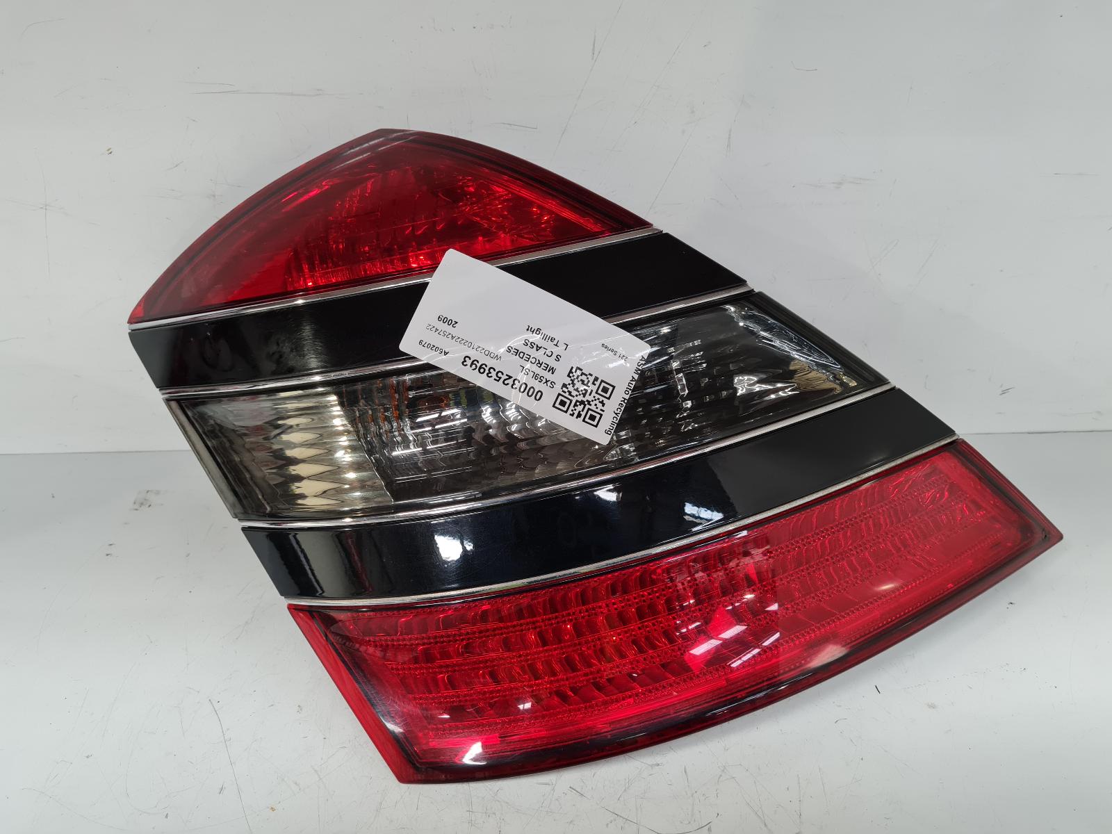 View Auto part L Taillight Mercedes S Class 2009
