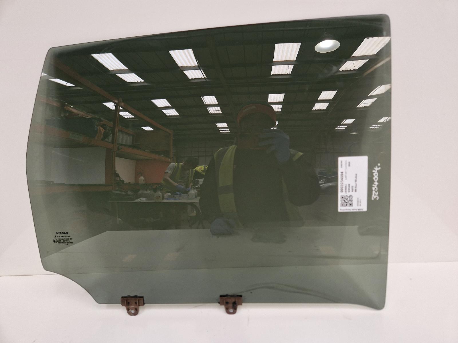 View Auto part RR Door Window Nissan Note 2009