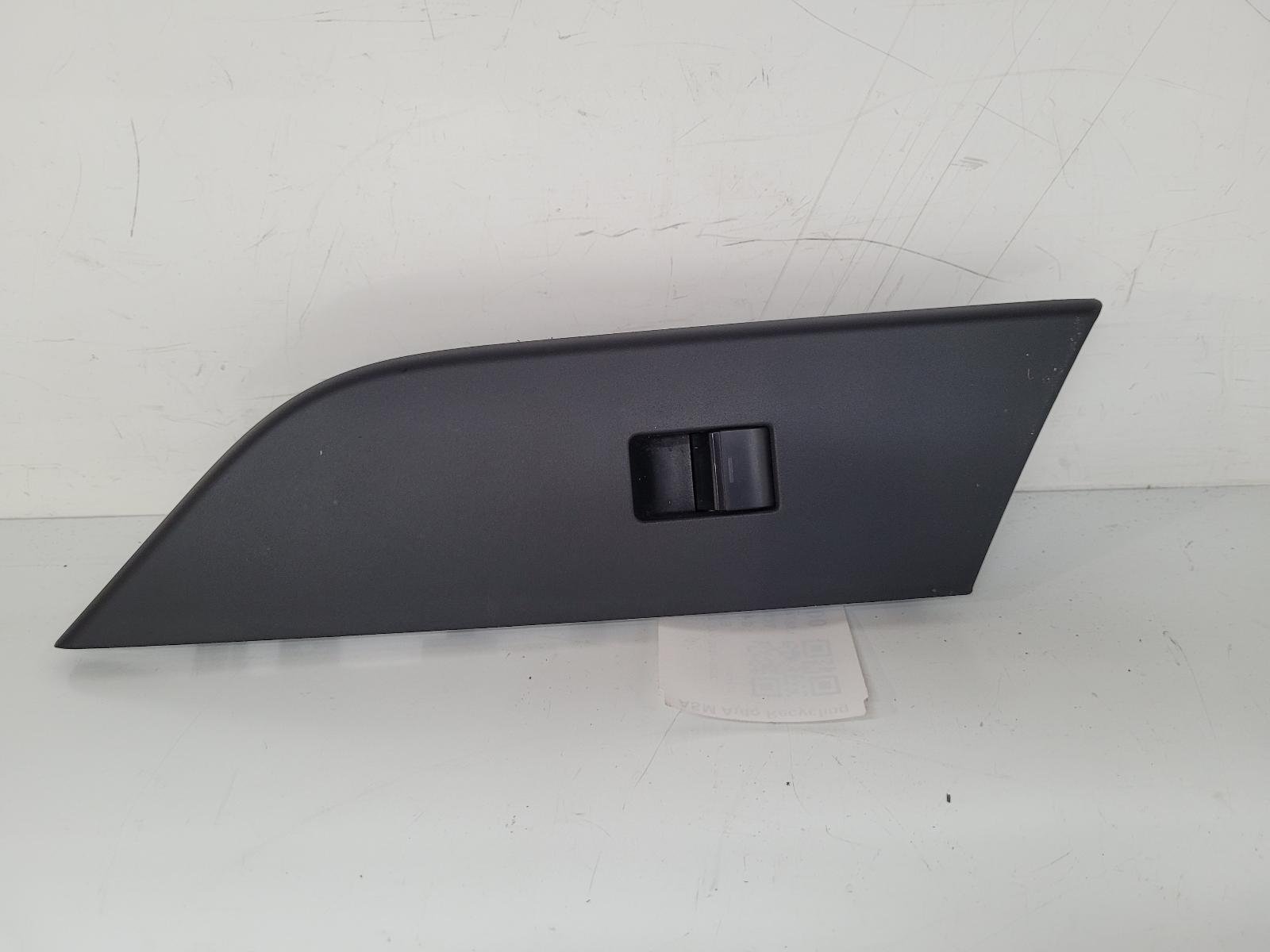 View Auto part Elect. Window Switch Toyota C-hr 2024