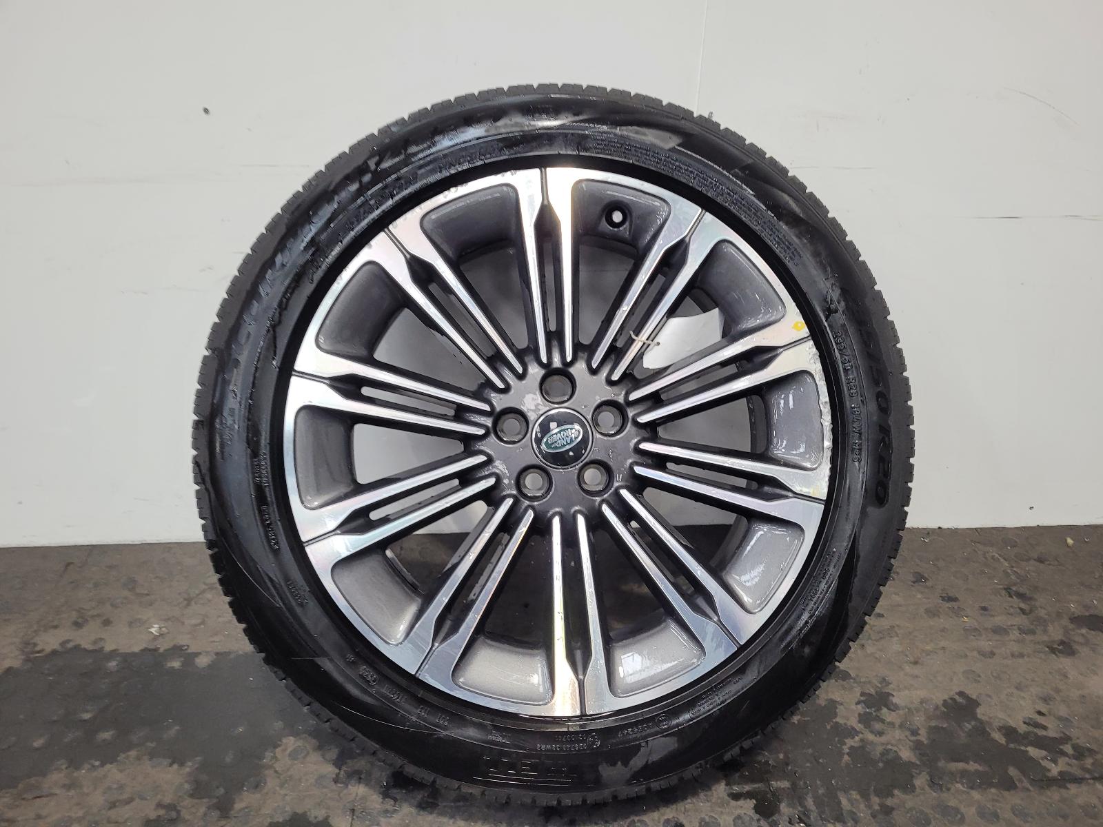 View Auto part Wheel Land Rover Range Rover Evoque 2025