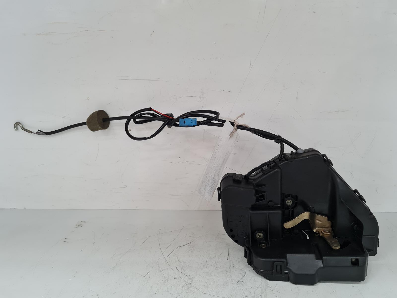 View Auto part Door Lock Assembly Mercedes E Class 2007