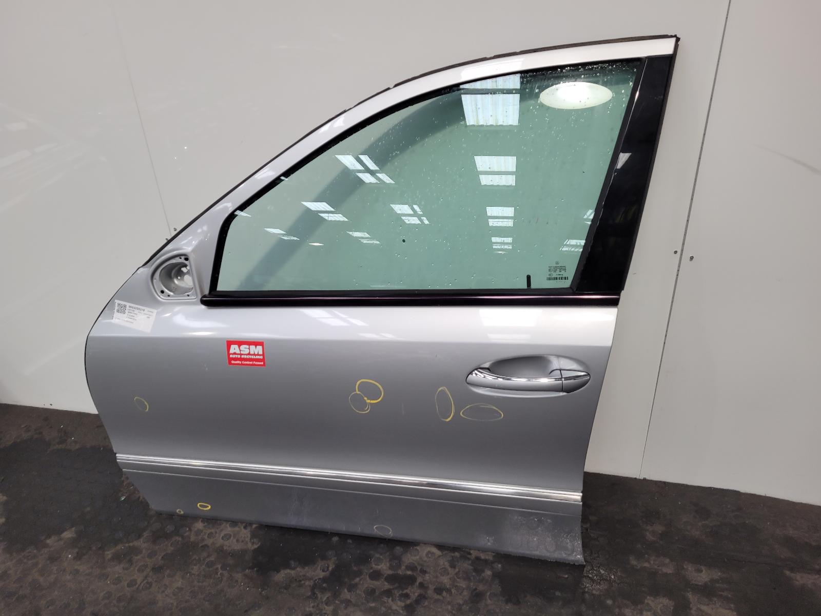 View Auto part L Front Door Mercedes E Class 2007