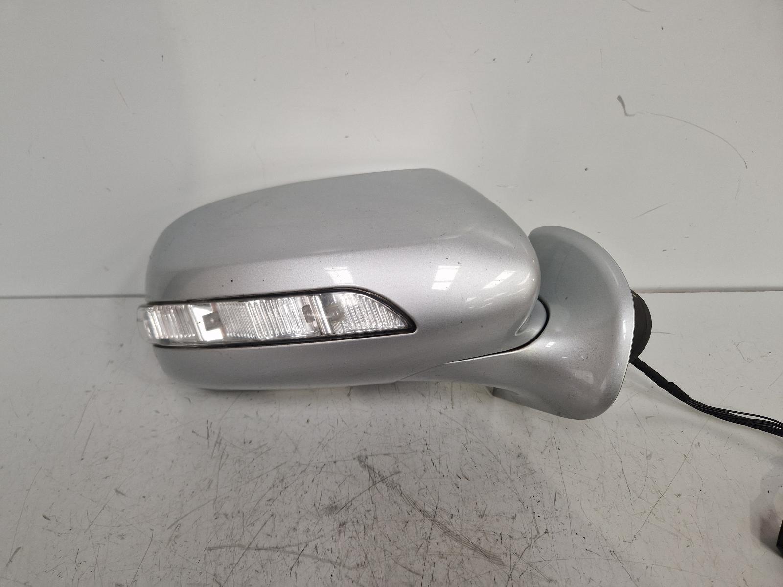 View Auto part R Door Mirror Mercedes E Class 2007