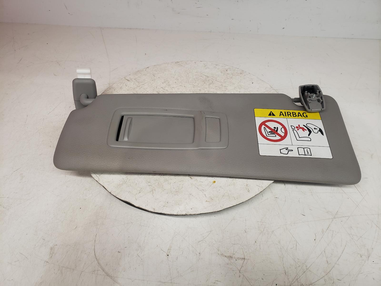 View Auto part Sun visor Bmw 3 Series 2014