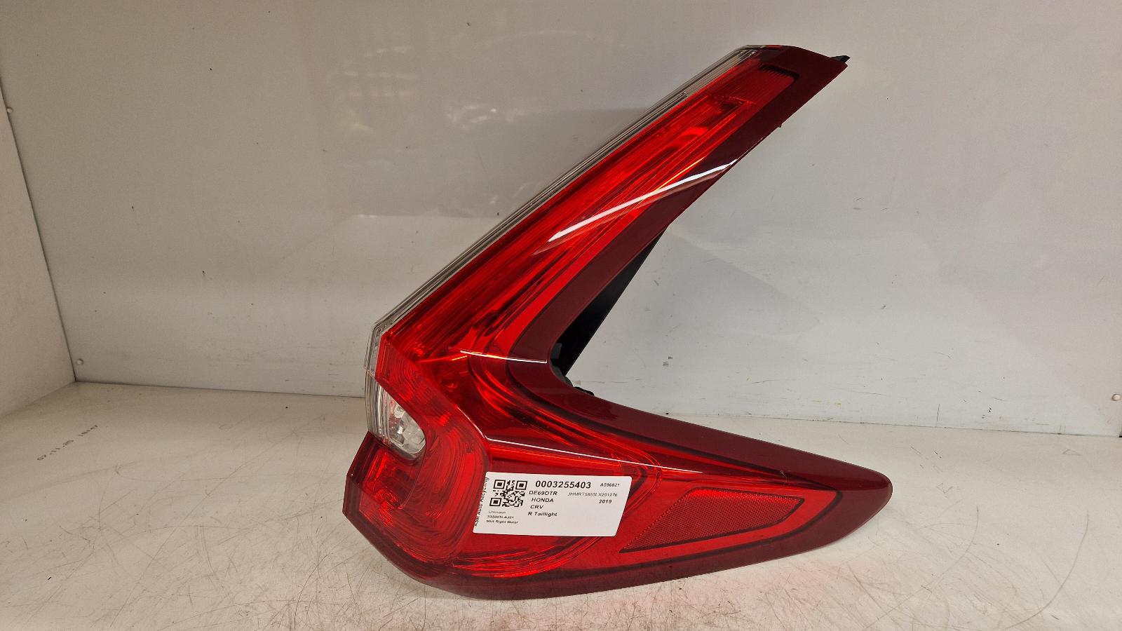 View Auto part R Taillight Honda Crv 2019