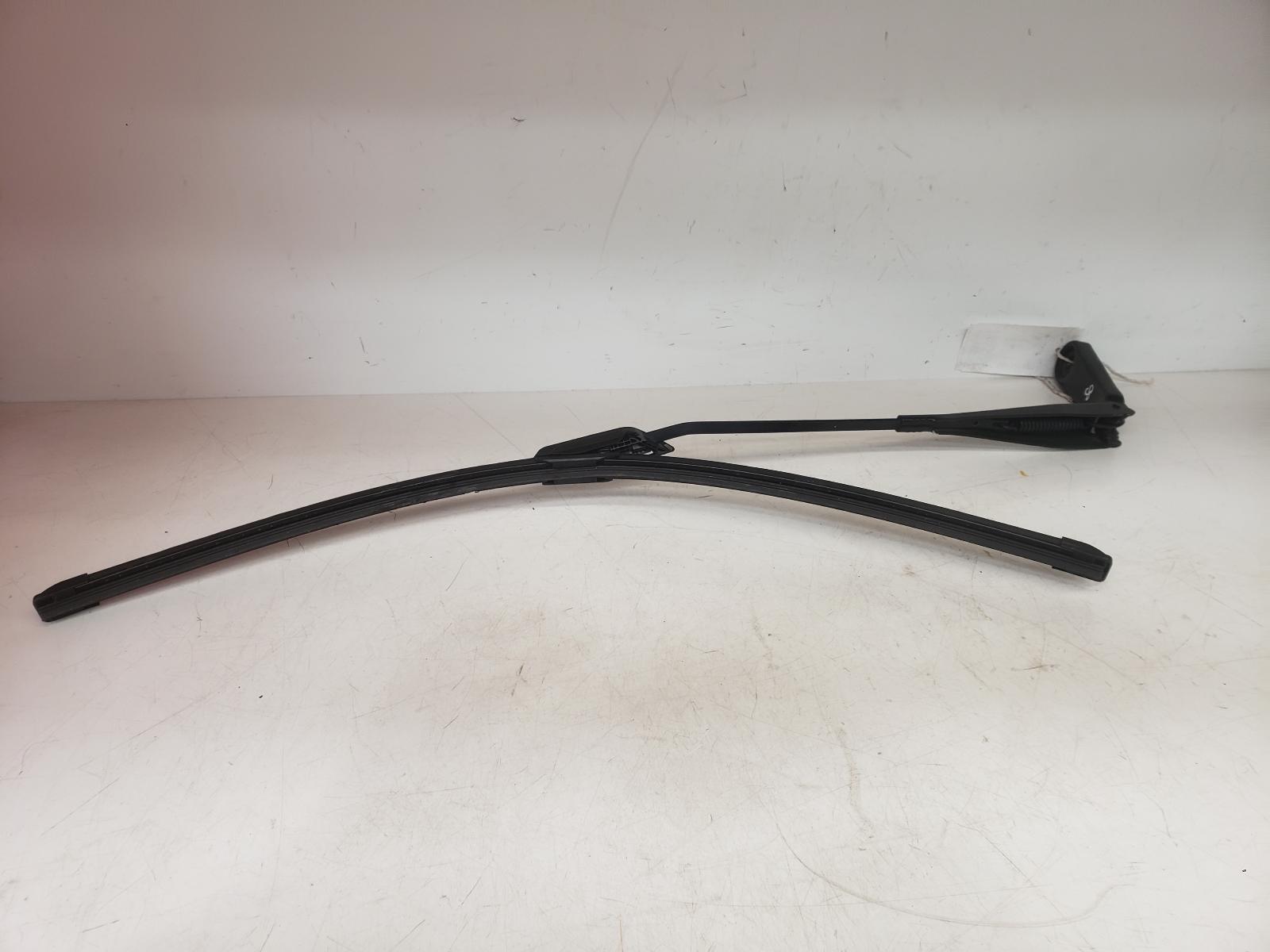 View Auto part Wiper Arm Bmw 1 Series 2019