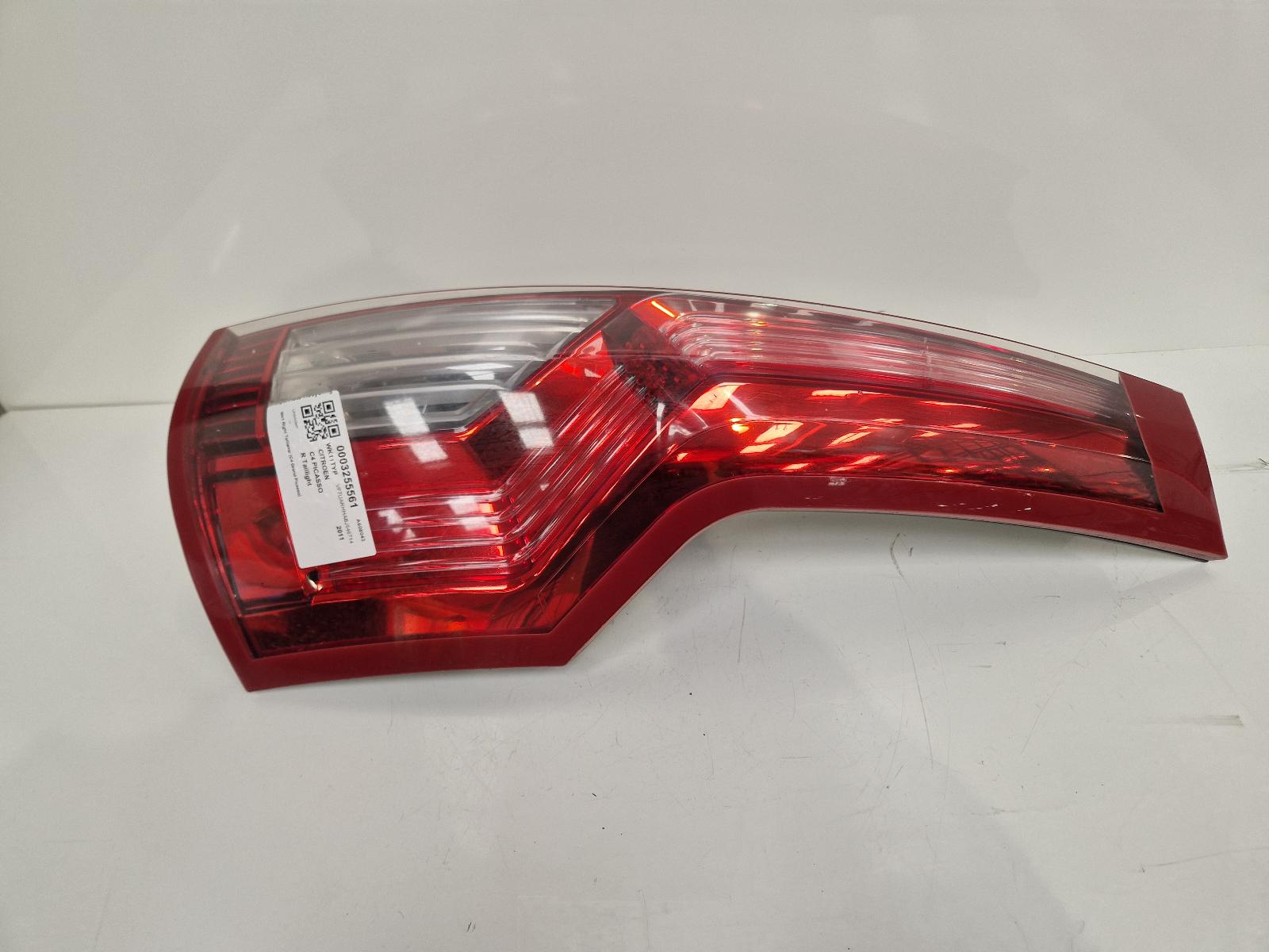 View Auto part R Taillight Citroen C4 Picasso 2011