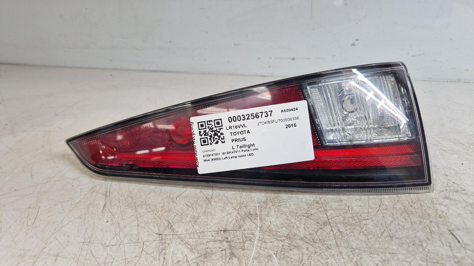 View Auto part L Taillight Toyota Prius 2016