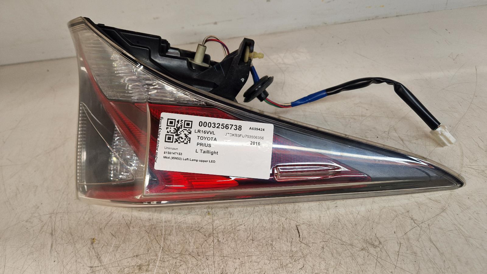 View Auto part L Taillight Toyota Prius 2016