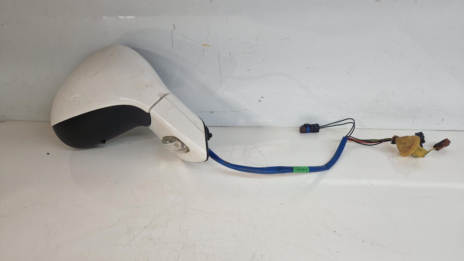 View Auto part R Door Mirror Peugeot 308 2010