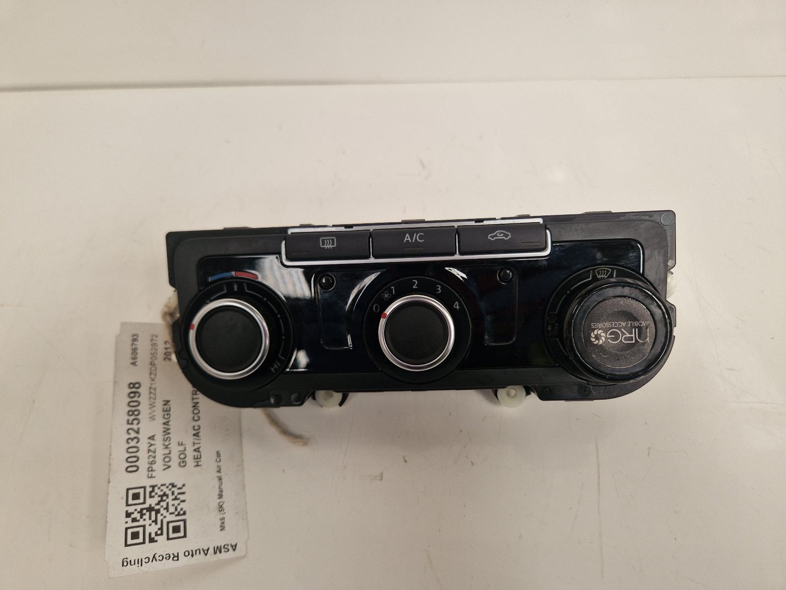 View Auto part Heater/AC Controller Volkswagen Golf 2012